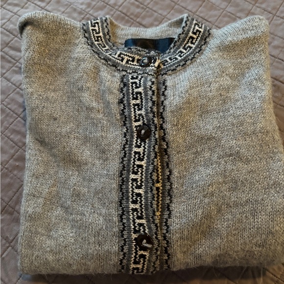 Inka Imports alpaca/ wool women’s medium Gray Cardigan with patterned Trim - Picture 1 of 8